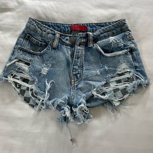 signature8 denim shorts with checkered pockets